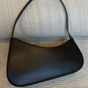 Aupen Fearless Re-Edition Leather Shoulder Bag in Black